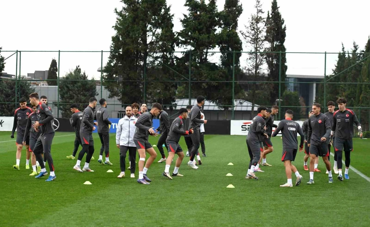 Ümit Milli Futbol Takımı, Sırbistan maçı hazırlıklarını tamamladı
