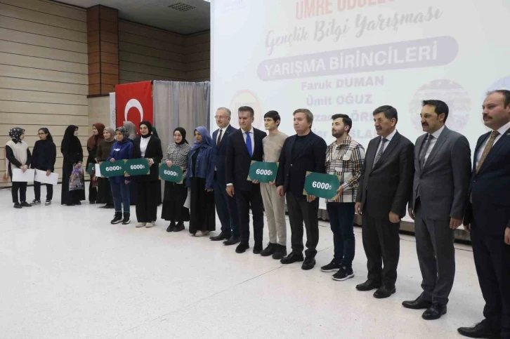 Umre ödüllü “Hadislerle Onu Anlamak” konulu gençlik bilgi yarışmasının ödül töreni gerçekleşti
