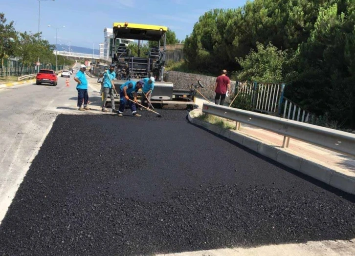 Umuttepe yolundaki bozulmaya hızlı müdahale
