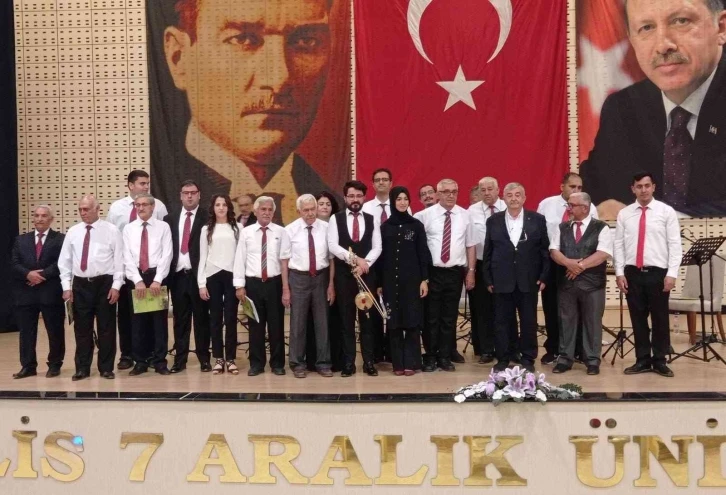 Üniversitede “Türk Sanat Müziği Bahar Konseri” gerçekleştirildi
