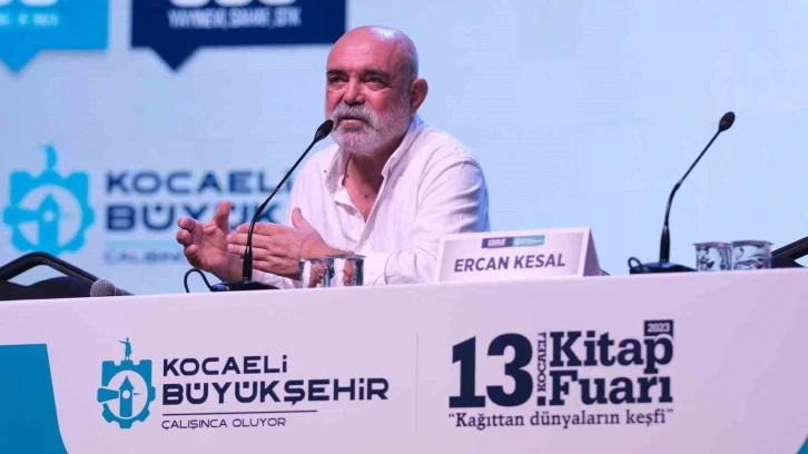 Ünlü oyuncu Ercan Kesal, 13. Kocaeli Kitap Fuarı’nda sevenleriyle buluştu
