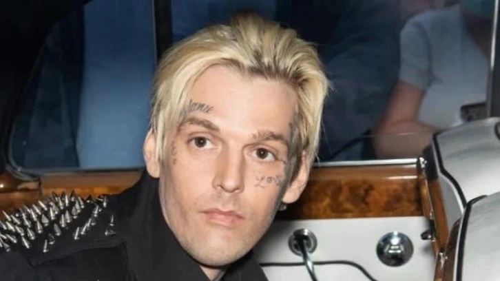 Ünlü şarkıcı Aaron Carter küvette ölü bulundu