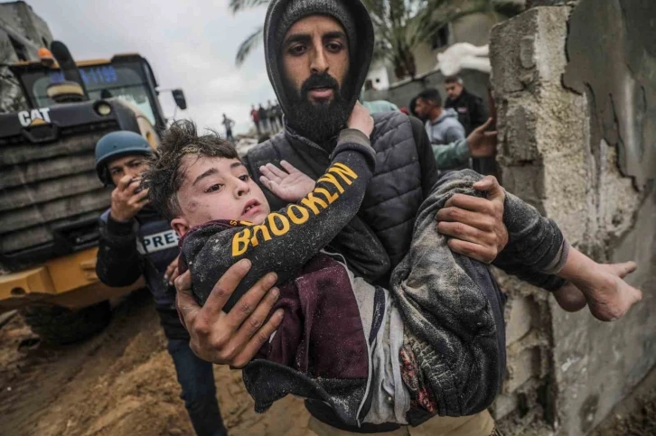 UNRWA: "Gazze’de öldürülen çocuk sayısı, dünya çapında 4 yıl süren savaşlarda öldürülen çocuk sayısının toplamından daha fazla"
