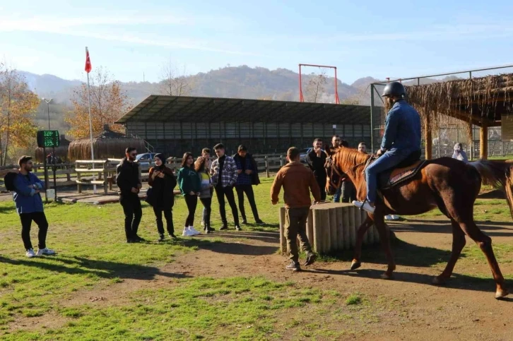 Ünye’de üniversite öğrencileri için moral gezisi
