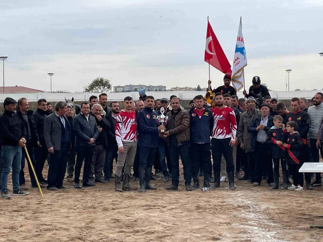 Uşak ekibi, Atlı Cirit Türkiye Şampiyonu oldu
