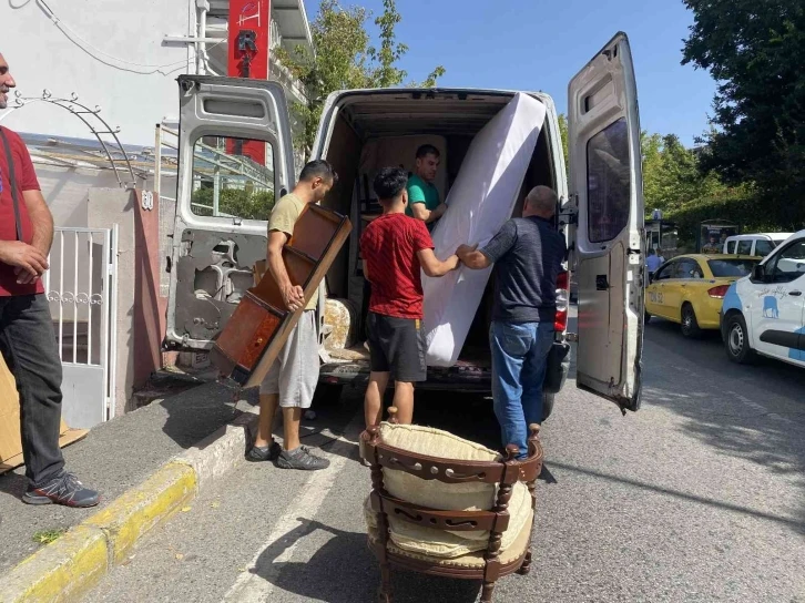 Üsküdar’da Osmanlı döneminden kalma tapusu olan tarihi yalı İBB tarafından tahliye edildi
