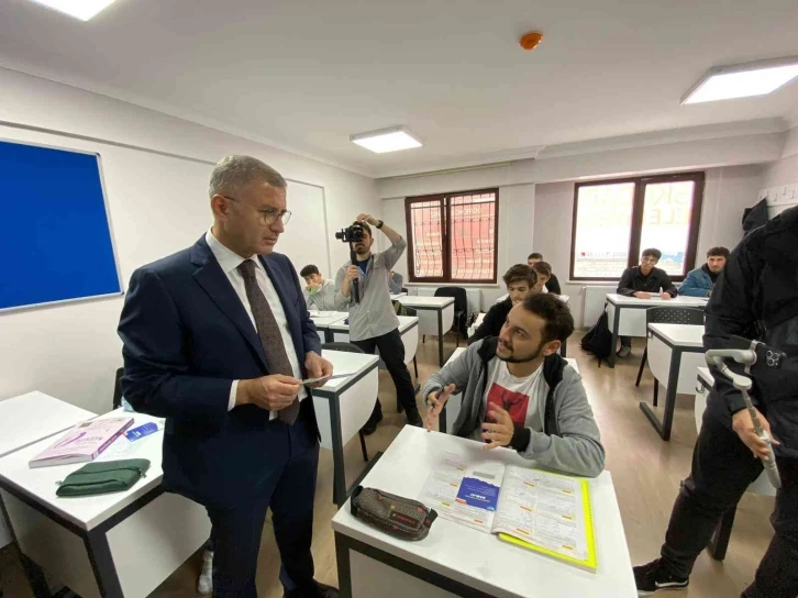 Üsküdar’da  ‘ÜSMEK Mimar Sinan Kurs Merkezi’ kapılarını açtı
