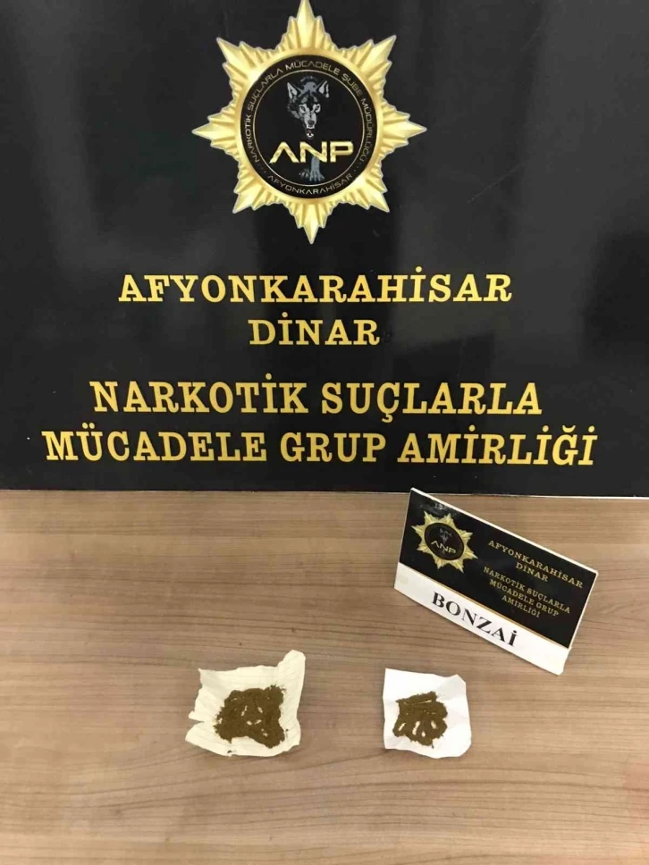 Üzerinde bonzaiyle yakalanan şahıs gözaltına alındı
