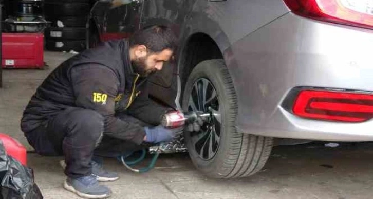 Uzmanından uyarı: “Mevsiminde kullanılmayan lastik, kazaya sebebiyet verebilir”