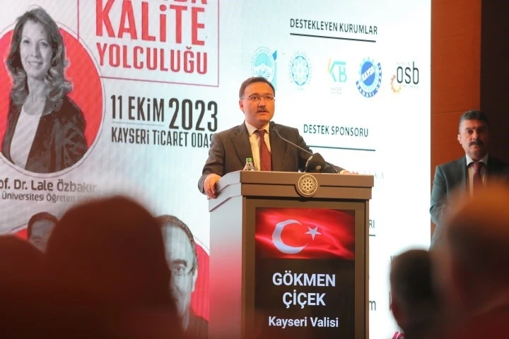 Vali Çiçek: "Bu şehirde olmak başlı başına mücadeleyi gerektiriyor"
