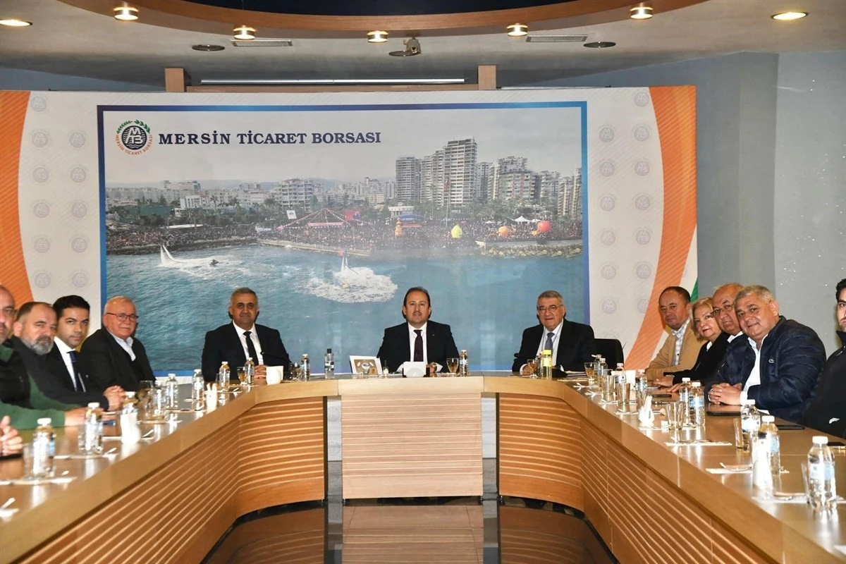 Vali Pehlivan: &quot;Mersin, ihracatta 7. sıraya yükseldi&quot;
