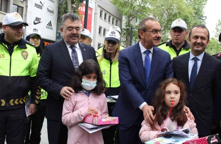 Vali Yavuz: “Kocaeli trafik denetimlerinde Türkiye’de ilk sırada yer almaktadır”
