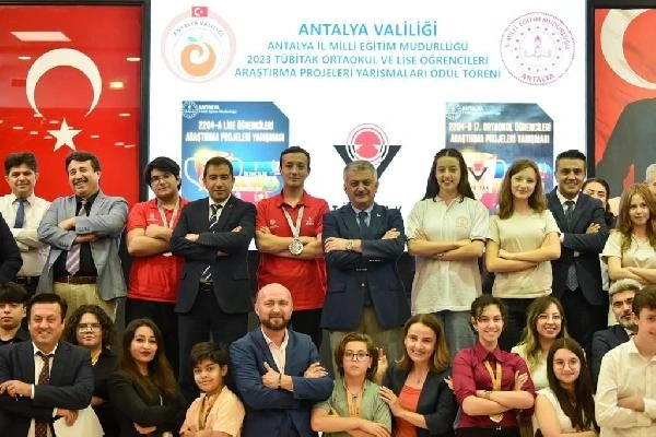 Vali Yazıcı: Antalya olarak gururlanıyoruz