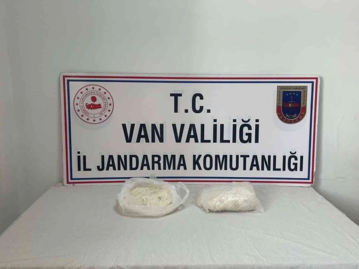 Van’da 4 kilo 454 gram metamfetamin ele geçirildi
