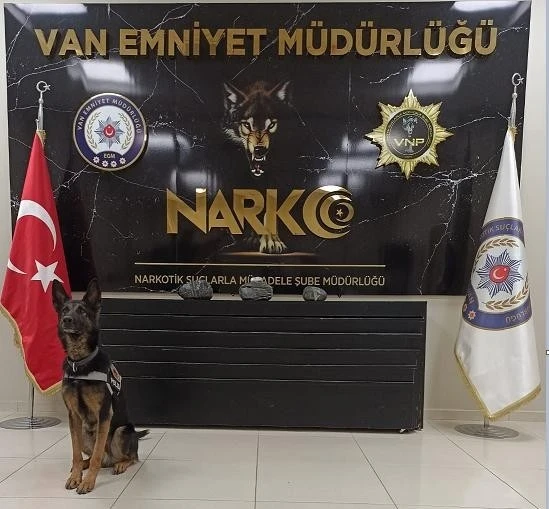 Van’da 6 kilo 614 gram metamfetamin ele geçirildi
