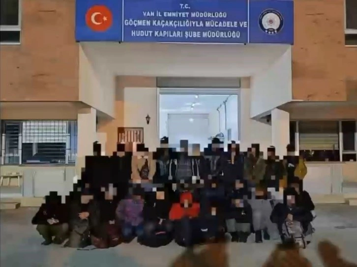 Van'da Düzensiz Göçmen Operasyonu