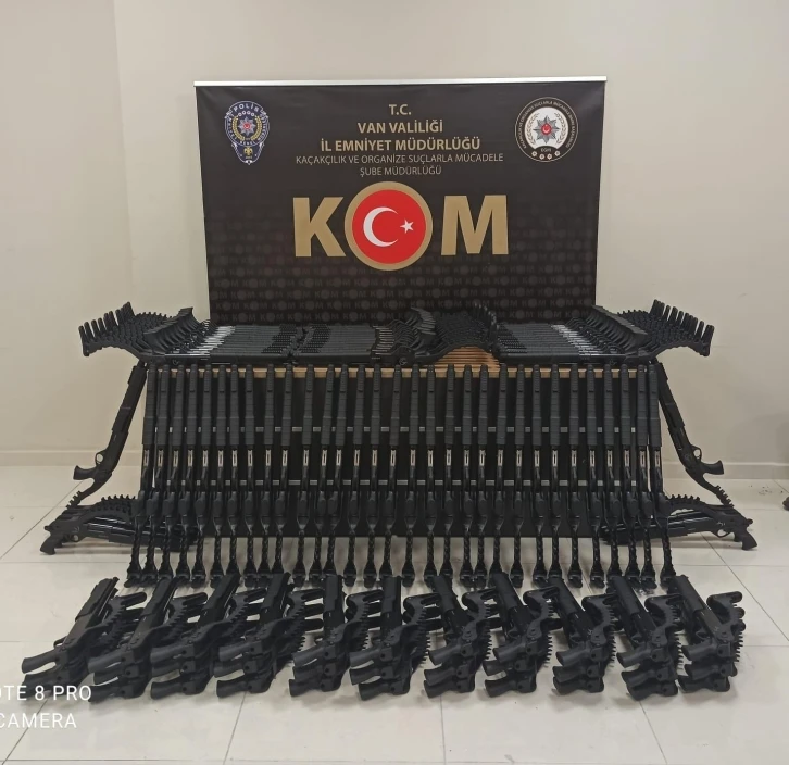 Van’da gümrük kaçakçılığı operasyonu
