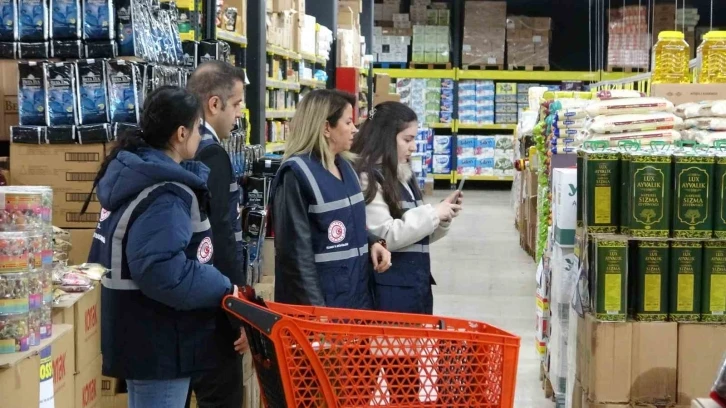 Van’da Ramazan ayı öncesi market denetimi
