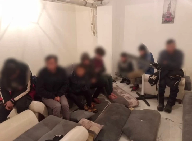 Van’da ‘şok ev’ operasyonu: 8 düzensiz göçmen yakalandı
