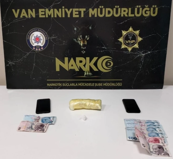 Van’da ‘torbacı’ operasyonu
