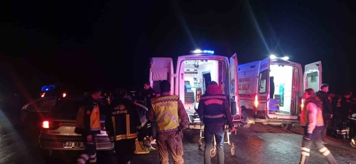 Van’da trafik kazası: 10 yaralı
