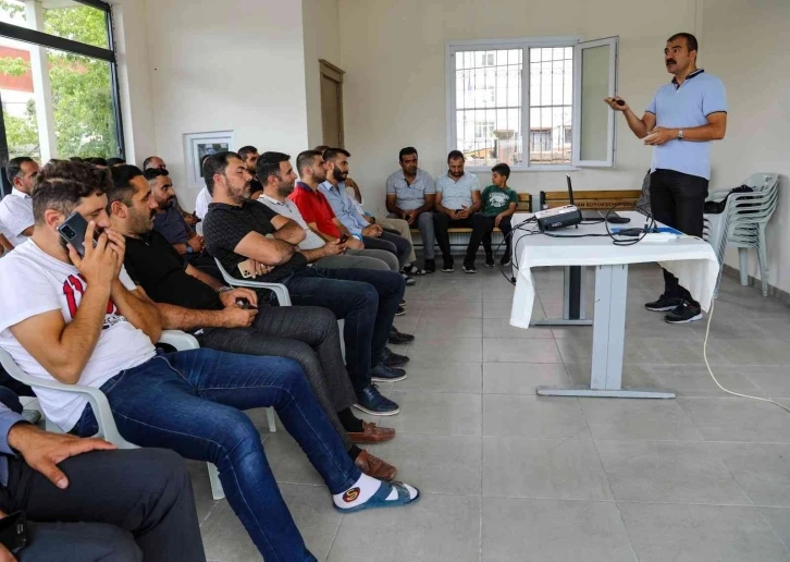 Van’daki toplu taşıma araç şoförlerine eğitim semineri
