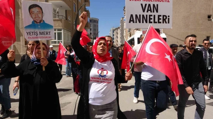 Vanlı anneler: “Kandil’in kapısını kapattık”
