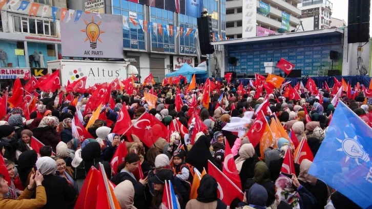 Vanlılar Cumhurbaşkanı’nı heyecanla bekliyor
