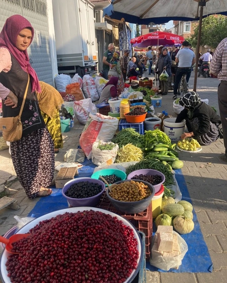 Vatandaşın tercihi Havran Köylü Pazarı
