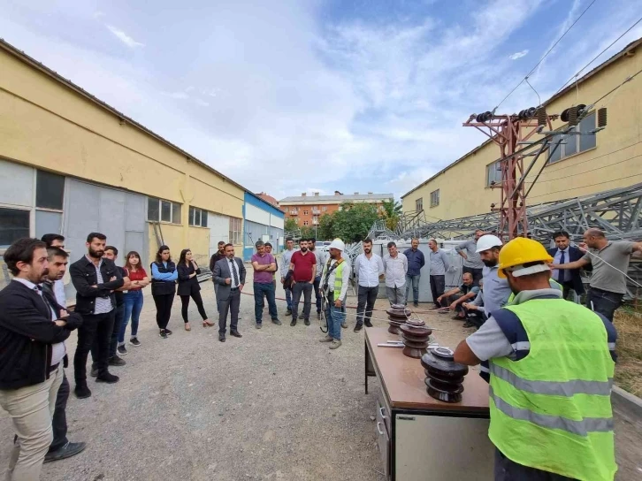 VEDAŞ, paydaş firma personellerine bakım onarım eğitimi verdi
