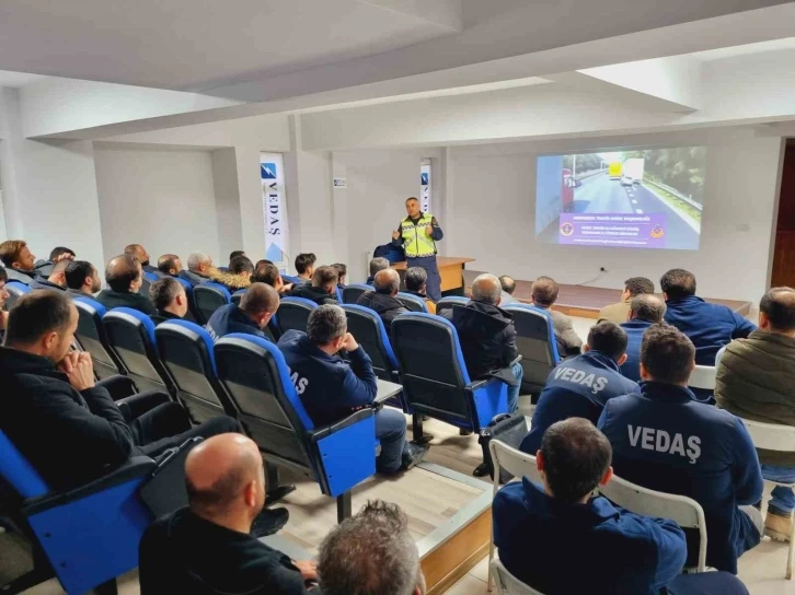 VEDAŞ personeline trafik eğitimi
