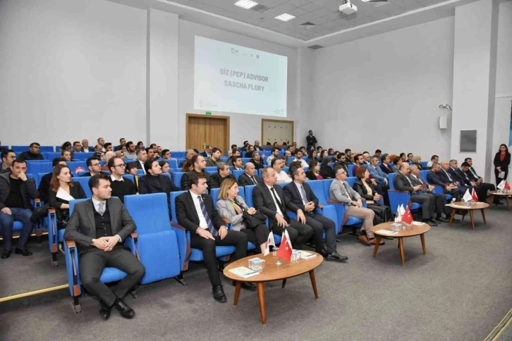 Verimlilik ve Yeşil Yol haritaları teslim töreni gerçekleştirildi
