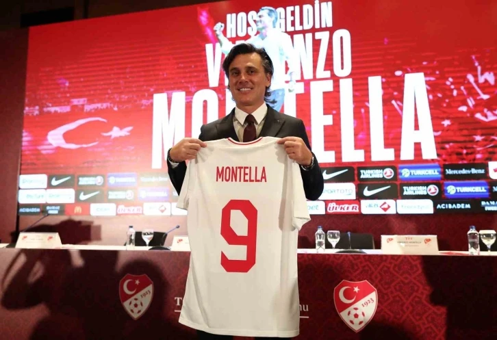 Vincenzo Montella: "Büyük bir gurur ve mutluluk yaşıyorum"
