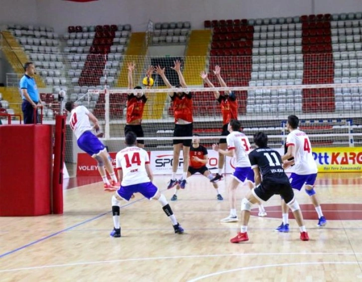 Voleybol 2. Lig Erkekler Yarı Final heyecanı sona erdi