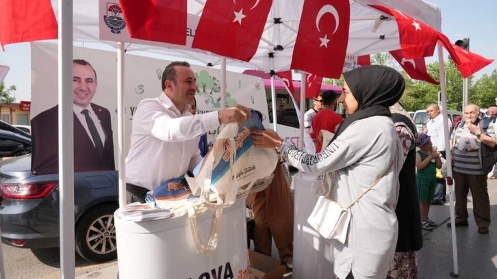 Yalova Belediyesi’nden vatandaşlara bez çanta
