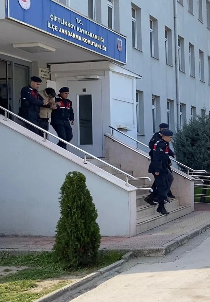 Yalova’da eğlence mekanına fuhuş operasyonu
