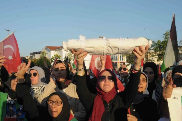 Yalova’da Hamas lideri İsmail Haniye ve Filistin için miting düzenlendi
