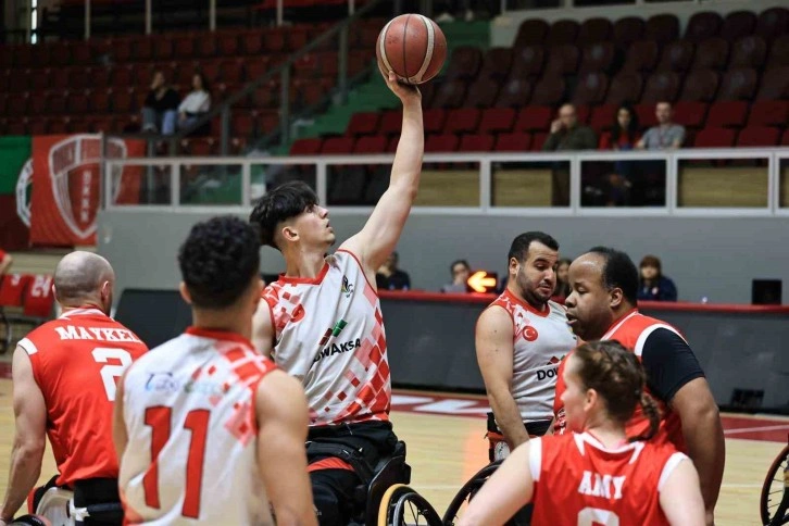 Yalova Ortopedikler EuroCup-2'ye Göz Kamaştırıcı Başlangıç Yaptı