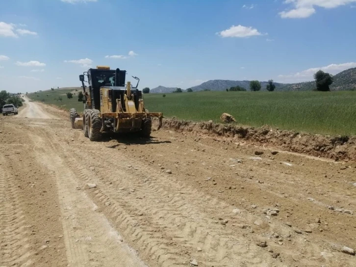 Yapılan yol çalışması trafikte güvenliği artıracak
