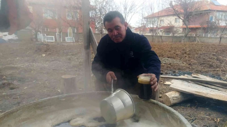 Yapımı 26 saat sürüyor, lezzetine doyulmuyor
