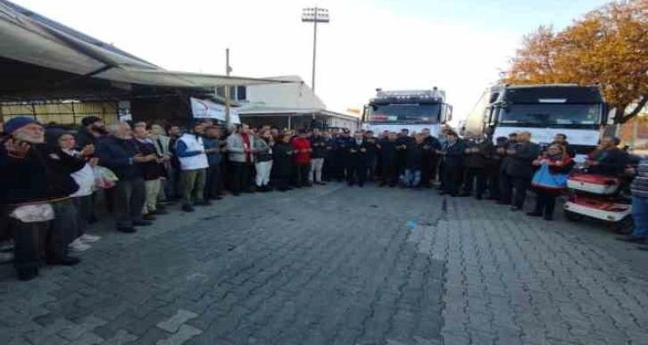 Yardım tırları Fethiye’den dualar eşliğinde gönderildi