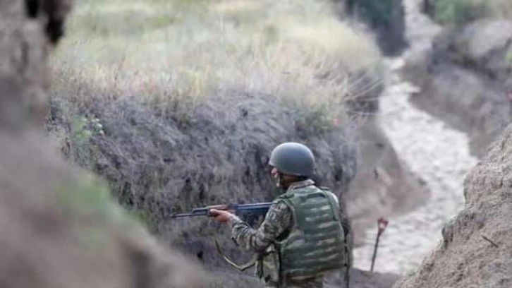 Yasa dışı askeri sevkiyat yapan Ermeniler Azerbaycan askerlerine ateş açtı