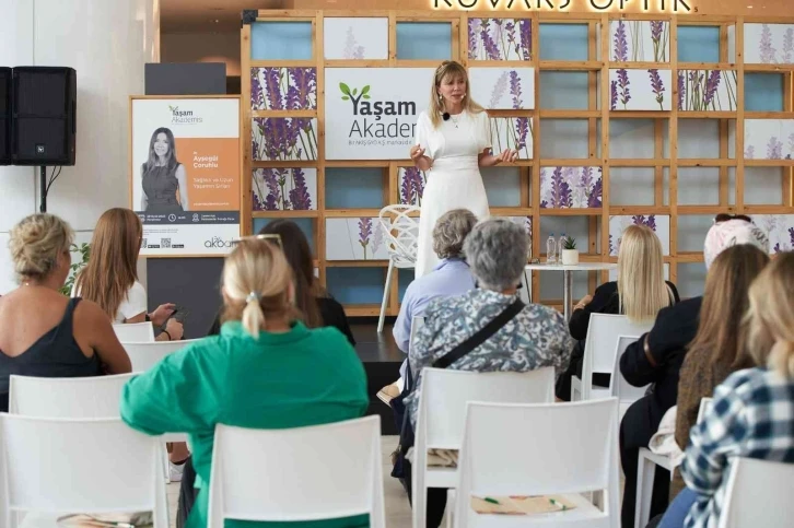 Yaşam Akademisi’nde ‘Sağlıklı ve Uzun Bir Yaşamın Sırları’ konuşuldu
