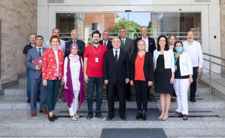 Yaşar Üniversitesine "Beslenme Dostu İş Yeri" belgesi
