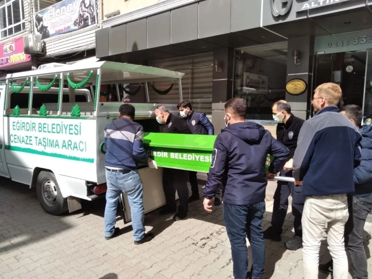 Yaşlı kadın konakladığı otel odasında ölü bulundu
