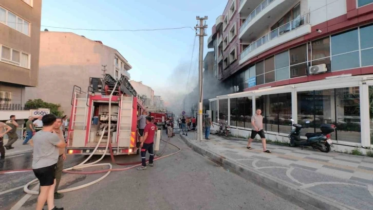 Yatağan’da korkutan yangın: 2 kişi hastaneye kaldırıldı
