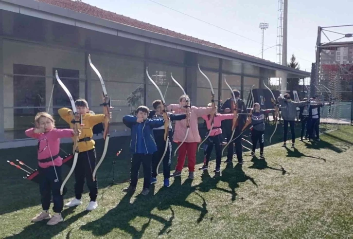 Yaz spor okullarına yoğun ilgi
