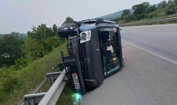 Yemin törenine giderken kaza geçirdiler: 2 yaralı
