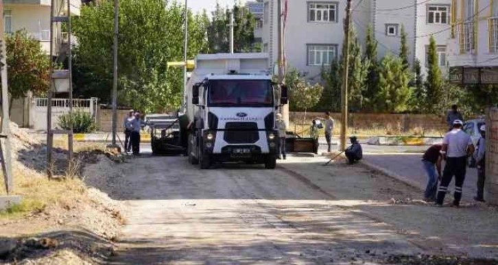 Yeni Mahallede yol düzenleme çalışması