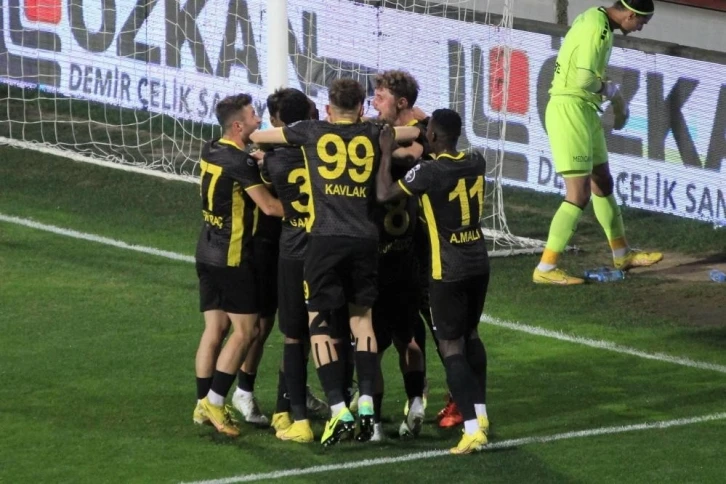 Yeni Malatyaspor deplasmanda farklı
